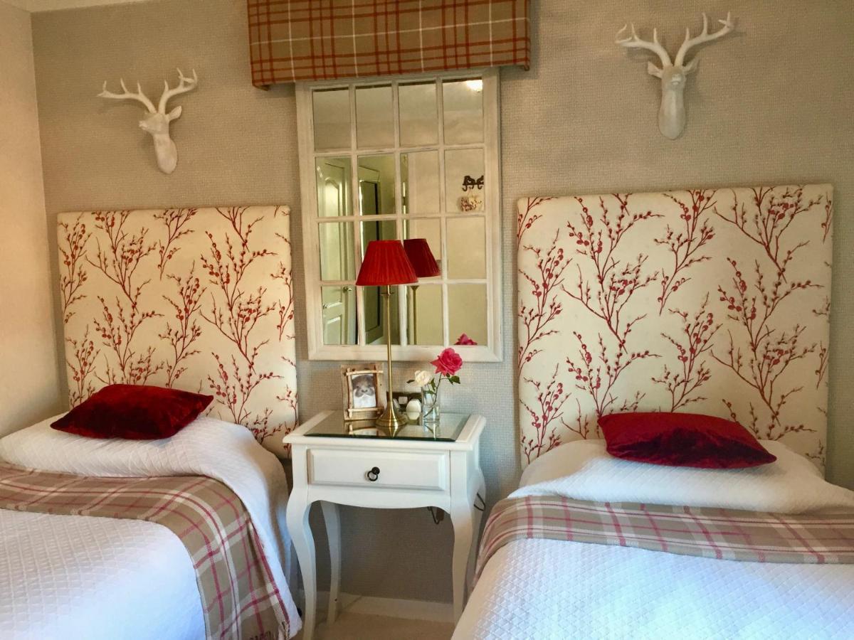 Otter Lodge Auchterarder Bagian luar foto