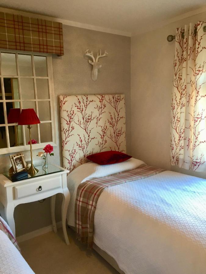 Otter Lodge Auchterarder Bagian luar foto